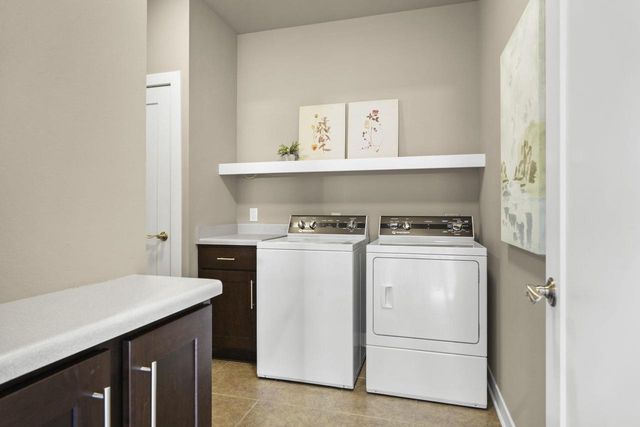 402 Burnt Sienna Drive, Middleton, WI 53562