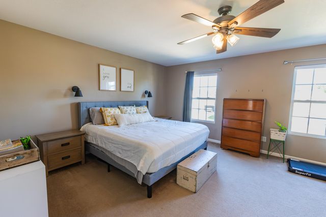 6860 Cypress Bay Drive, Kalamazoo, MI 49009