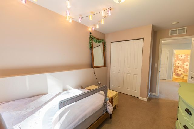 6860 Cypress Bay Drive, Kalamazoo, MI 49009