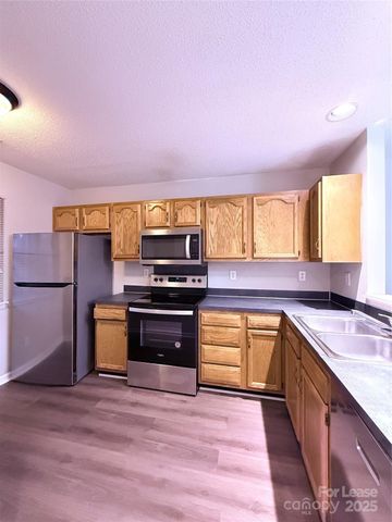 9119 Exbury Court, Charlotte, NC 28269