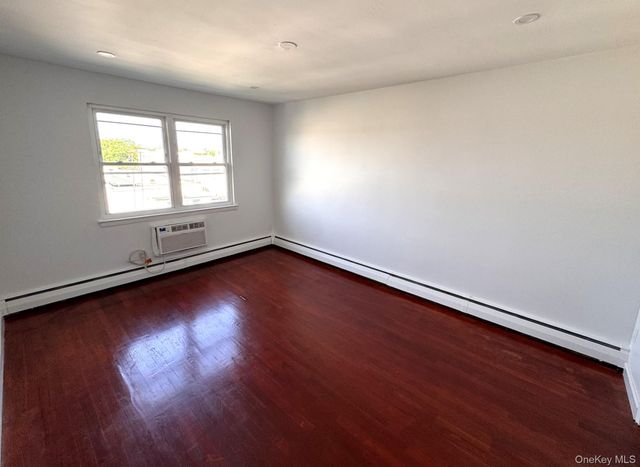 1730 Fowler Avenue, Bronx, NY 10462