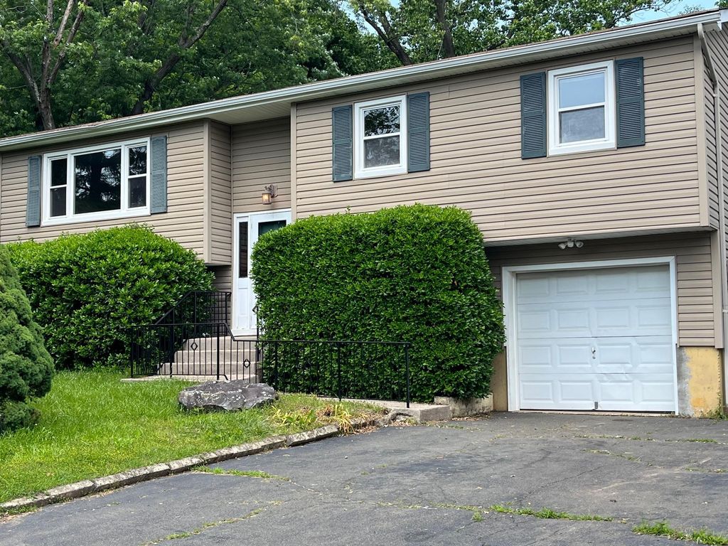 43 Morton Street, Garnerville, NY 10923