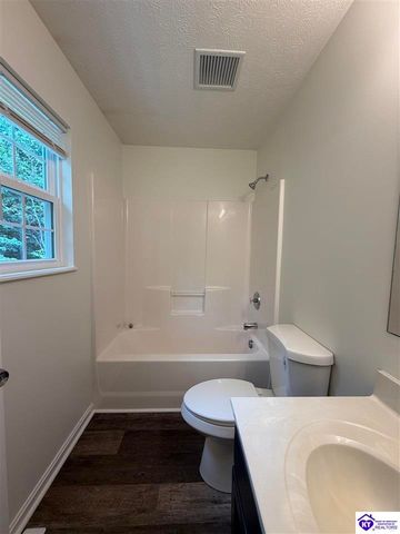 312 Cottrell Lane, Elizabethtown, KY 42701