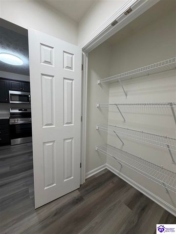 312 Cottrell Lane, Elizabethtown, KY 42701