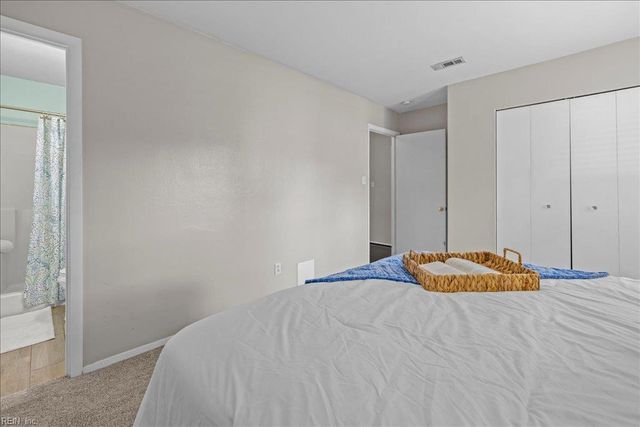 4368 Smokey Lake DR, Virginia Beach, VA 23462