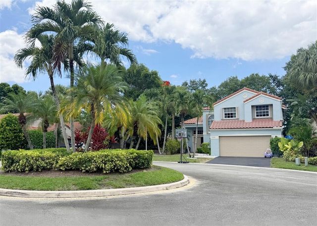 1020 NW 107th Avenue, Plantation, FL 33322