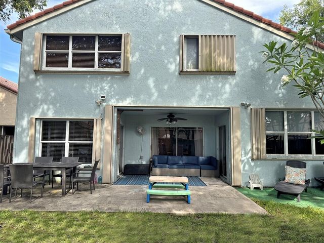 1020 NW 107th Avenue, Plantation, FL 33322