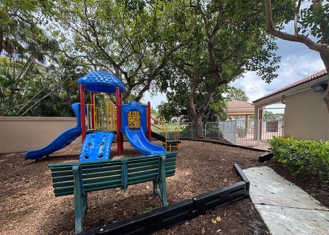 1020 NW 107th Avenue, Plantation, FL 33322