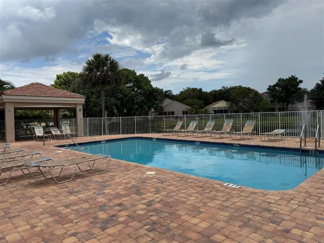 1020 NW 107th Avenue, Plantation, FL 33322
