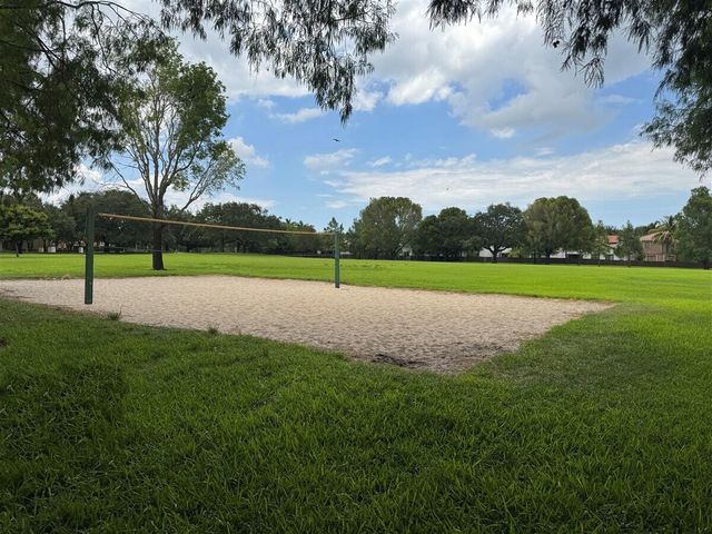 1020 NW 107th Avenue, Plantation, FL 33322