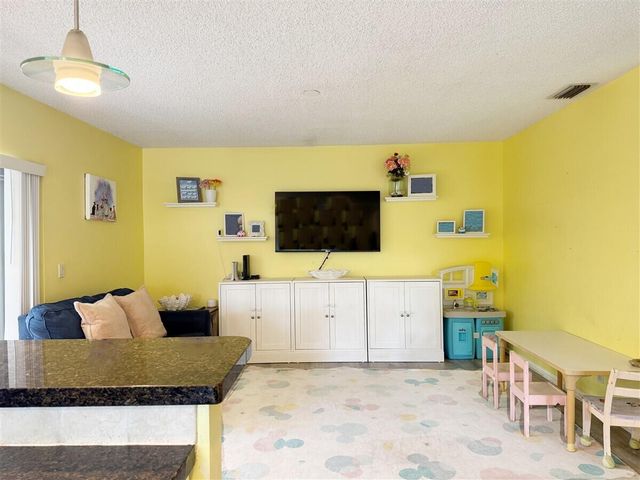 1020 NW 107th Avenue, Plantation, FL 33322