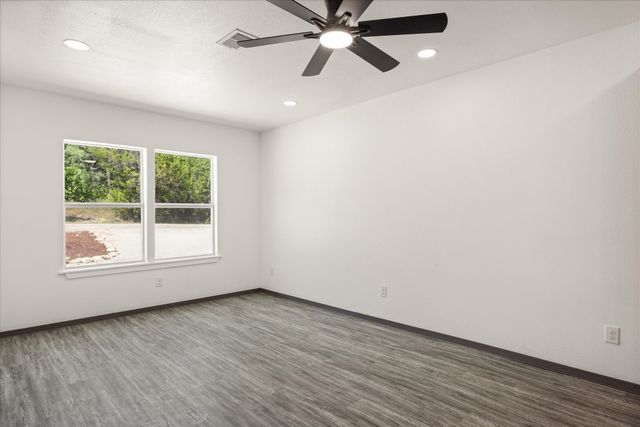 3614 Sioux Trail, Granbury, TX 76048
