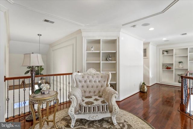 33 LOUISA BEALL LN, Charles Town, WV 25414