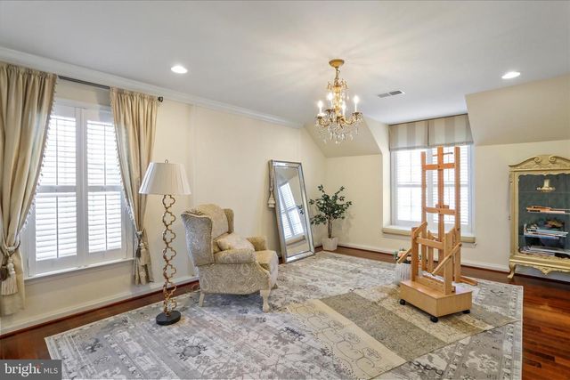 33 LOUISA BEALL LN, Charles Town, WV 25414