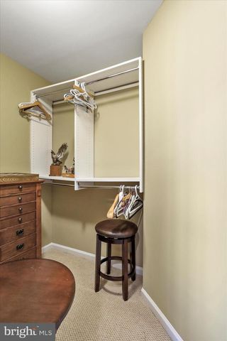 33 LOUISA BEALL LN, Charles Town, WV 25414