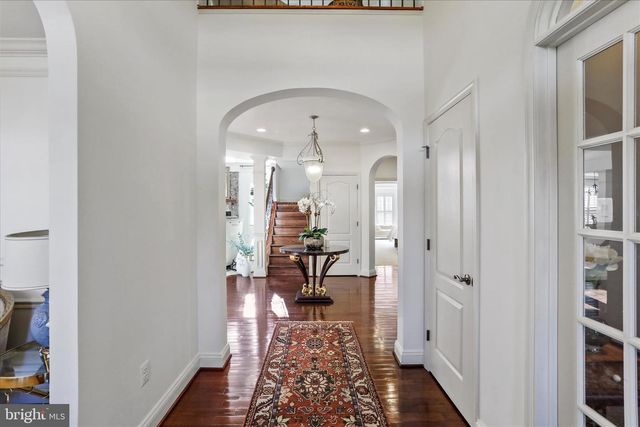 33 LOUISA BEALL LN, Charles Town, WV 25414