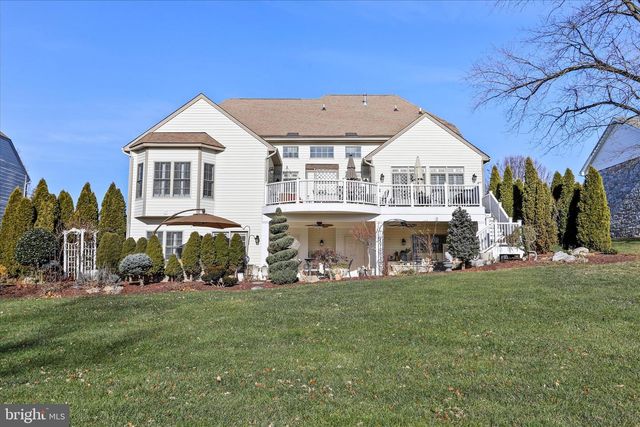 33 LOUISA BEALL LN, Charles Town, WV 25414