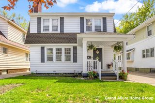 446 Knapp Street, Grand Rapids, MI 49505