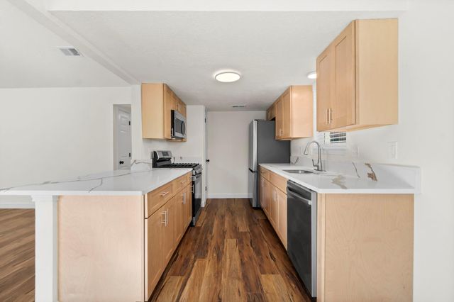 255 Taranto Lane, Houston, TX 77015