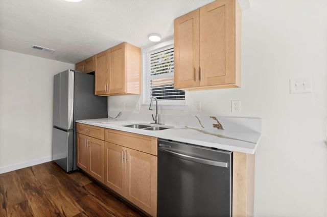 255 Taranto Lane, Houston, TX 77015