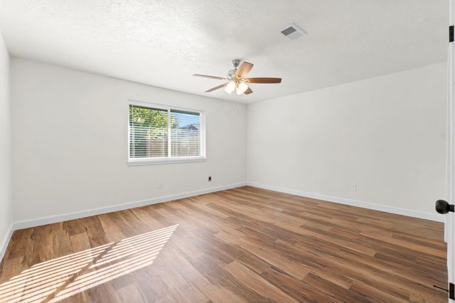 255 Taranto Lane, Houston, TX 77015