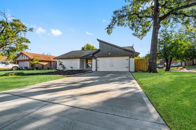 255 Taranto Lane, Houston, TX 77015