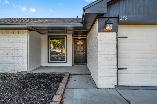 255 Taranto Lane, Houston, TX 77015