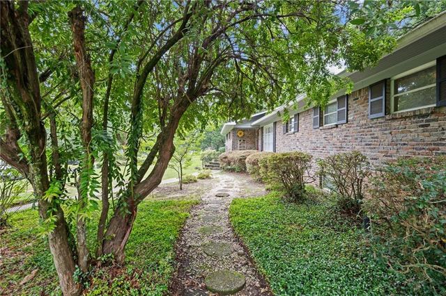 4012 Sierra Drive, Mobile, AL 36693