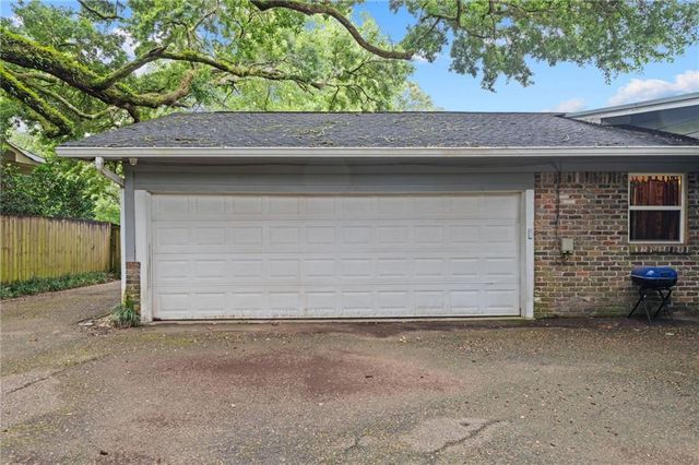 4012 Sierra Drive, Mobile, AL 36693
