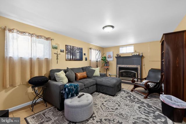 14 BEE ST, Browns Mills, NJ 08015