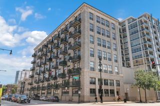 1801 S Michigan Avenue 406, Chicago, IL 60616