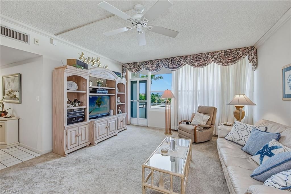 220 Seaview CT 413, MARCO ISLAND, FL 34145 — photo 2
