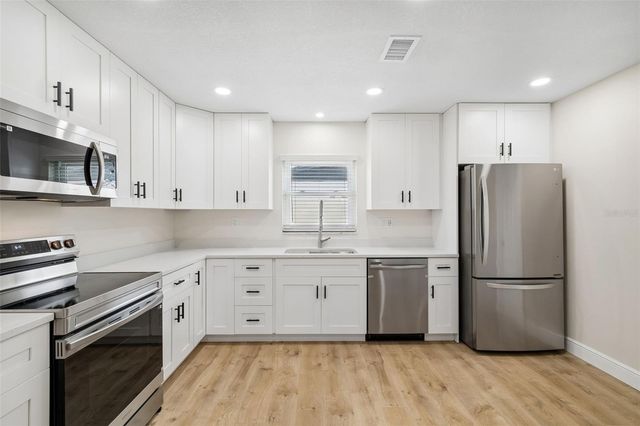 6003 TAMPA SHORES BOULEVARD, Tampa, FL 33615