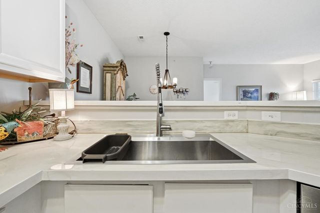 3232 Grand Falls Boulevard, Deerfield Twp., OH 45039