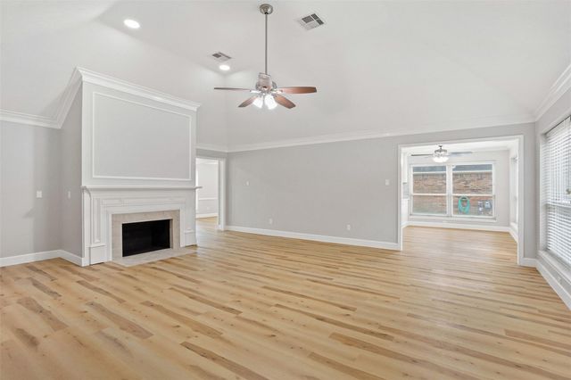 2022 Hillside Oak Lane, Houston, TX 77062
