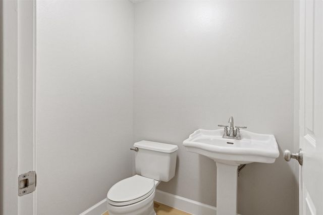 2022 Hillside Oak Lane, Houston, TX 77062