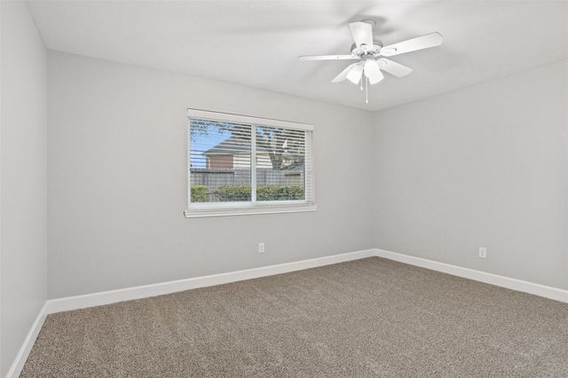 2022 Hillside Oak Lane, Houston, TX 77062