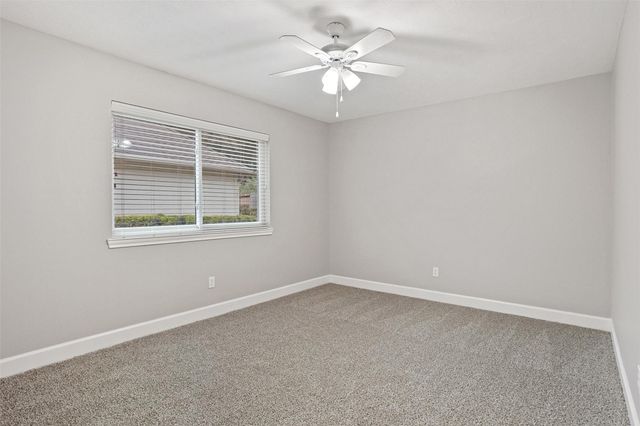 2022 Hillside Oak Lane, Houston, TX 77062