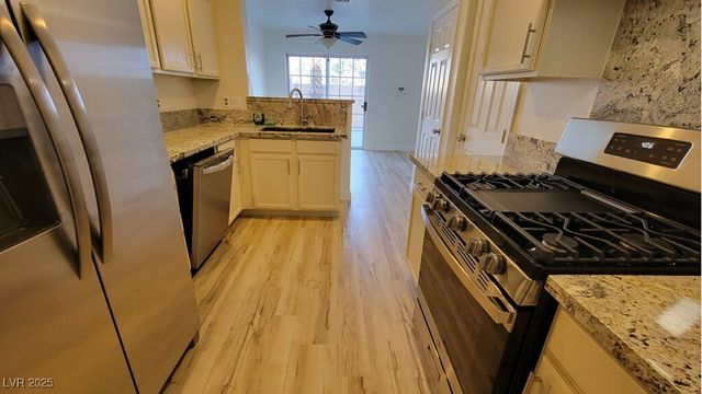 3930 Starfield Lane, Las Vegas, NV 89147