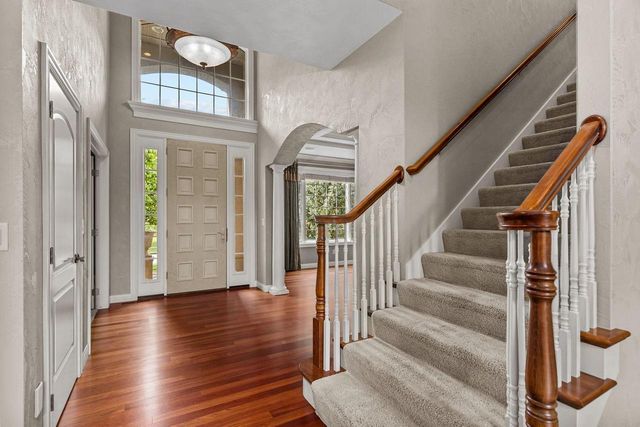 424 E TALLGRASS DRIVE, Appleton, WI 54913