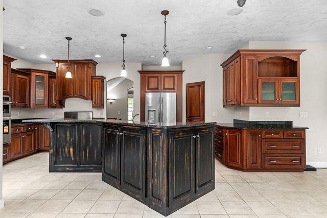 424 E TALLGRASS DRIVE, Appleton, WI 54913