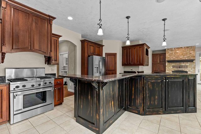 424 E TALLGRASS DRIVE, Appleton, WI 54913