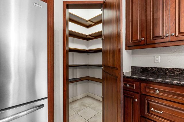 424 E TALLGRASS DRIVE, Appleton, WI 54913