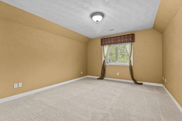 424 E TALLGRASS DRIVE, Appleton, WI 54913