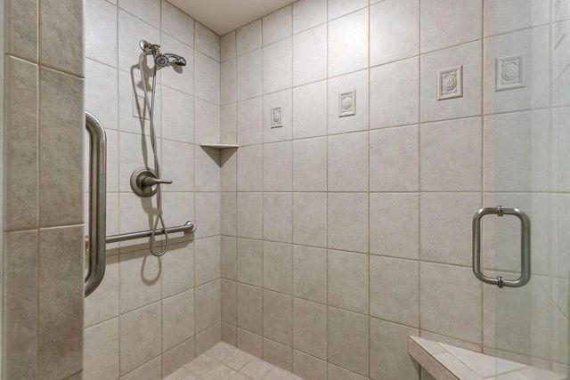 424 E TALLGRASS DRIVE, Appleton, WI 54913