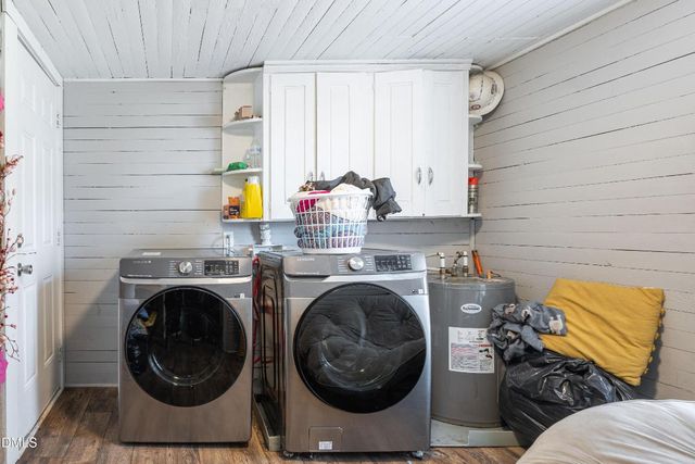 807 N Pollock Street, Selma, NC 27576