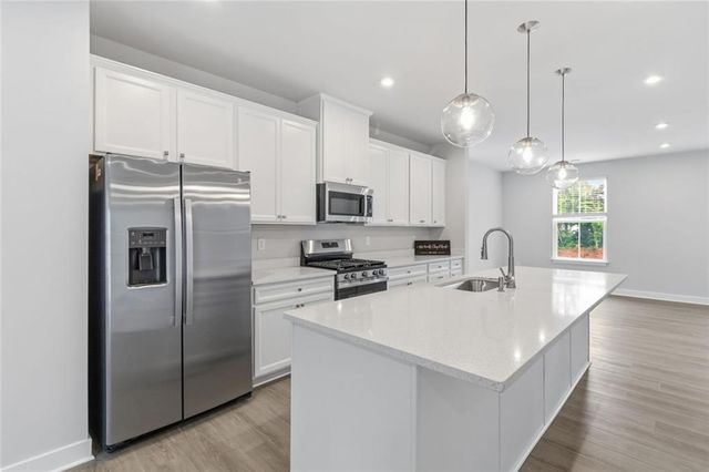 856 Woods Chapel Road, Sugar Hill, GA 30518