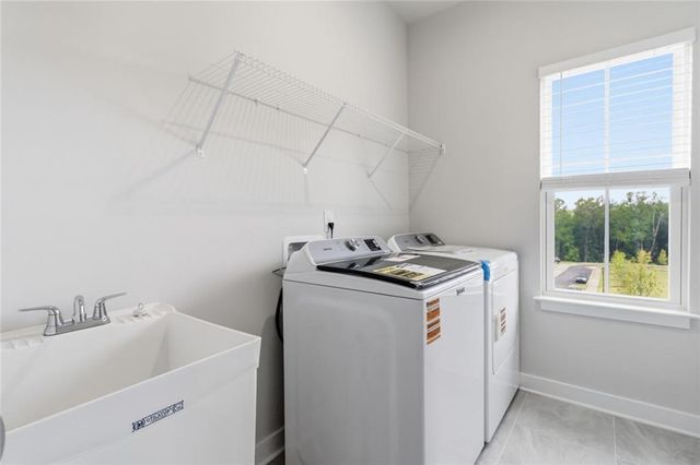 856 Woods Chapel Road, Sugar Hill, GA 30518