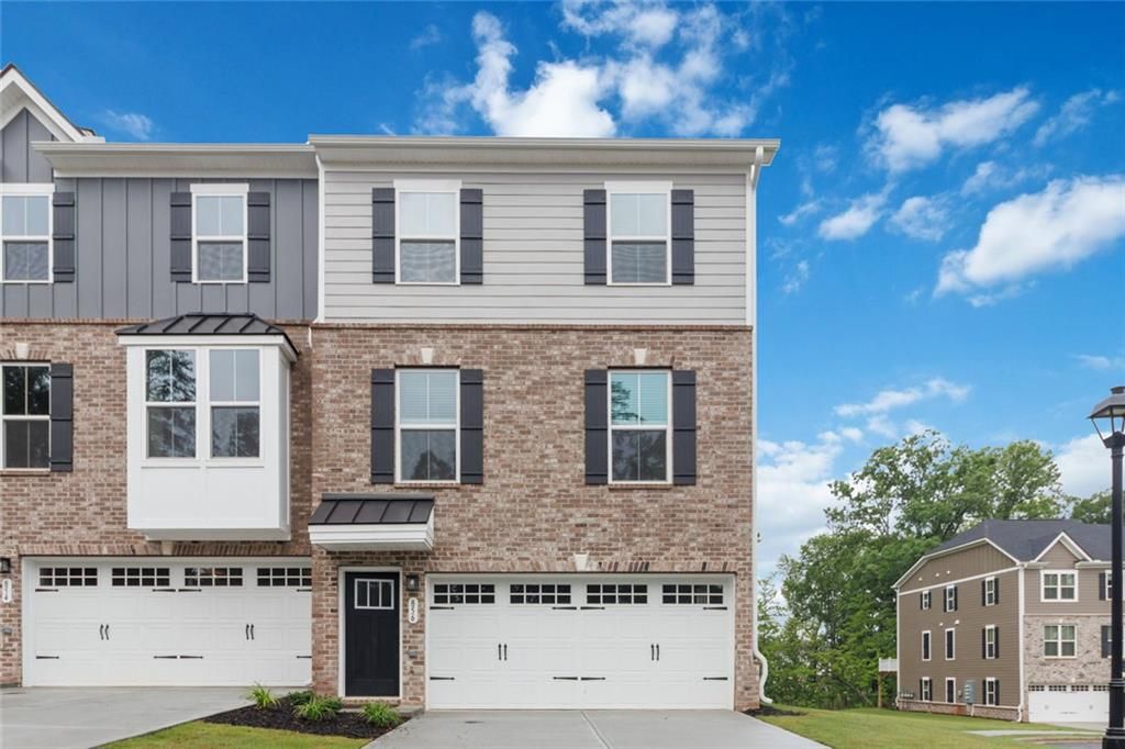 856 Woods Chapel Road, Sugar Hill, GA 30518