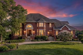 10825 Green Manor Court, Orland Park, IL 60467